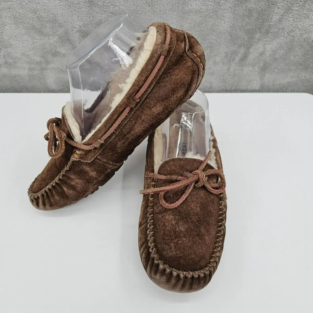 UGG Dakota Moccasin Slippers 7 Espresso Brown Leather Sheepskin Lined Cozy Warm - Picture 14 of 15